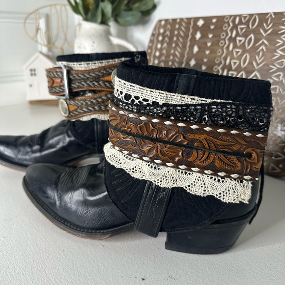 Abilene Boho Western Ankle Boots Black Brown Leather Belted Cowgirl Women’s 8.5 - Picture 2 of 10